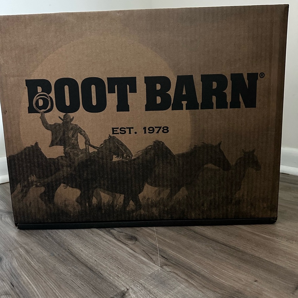 Ariat Brown Heeled Boots - Picture 14 of 14